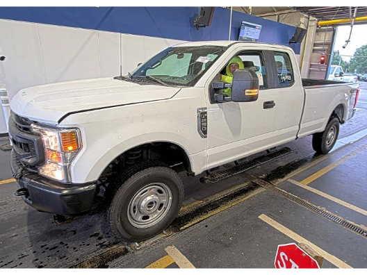 Used 2022 Ford F250 XL w/ Power Equipment Group AWD/4WD image 3