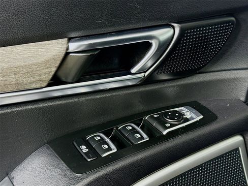 Used 2022 Kia Telluride EX w/ EX Premium Package image 19