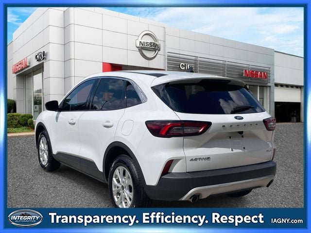 Used 2023 Ford Escape Active AWD/4WD image 8