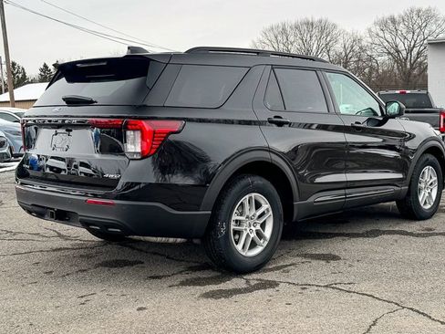 New 2026 Ford Explorer Active AWD/4WD image 3