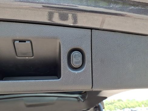 Used 2016 Chevrolet Tahoe LTZ image 27