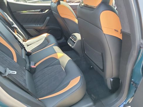 Used 2024 Maserati Ghibli Trofeo image 17