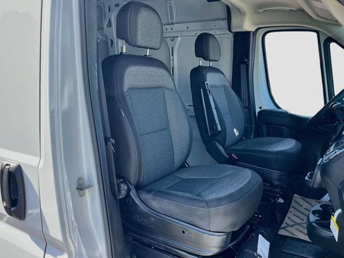 New 2026 RAM ProMaster 3500 w/ Convenience Group FWD image 24