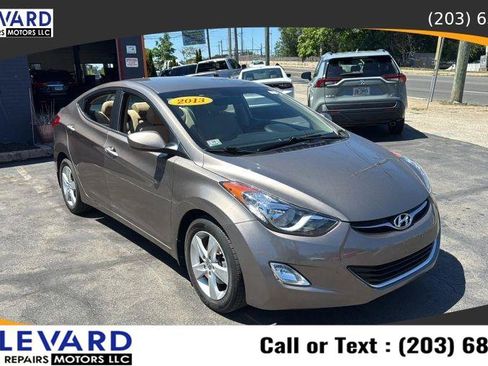 Used 2013 Hyundai Elantra GLS w/ Preferred Pkg FWD image 1