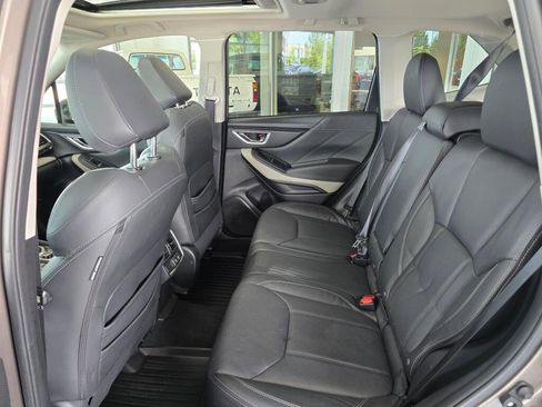 Used 2024 Subaru Forester Limited AWD/4WD image 39