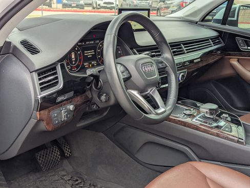 Used 2019 Audi Q7 3.0T Prestige w/ Prestige Package image 13