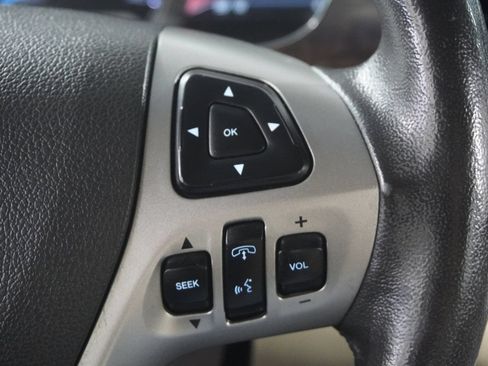 Used 2018 Ford Taurus Limited w/ Driver Assist Package AWD/4WD image 17