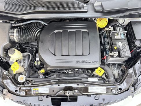 Used 2019 Dodge Grand Caravan GT FWD image 22