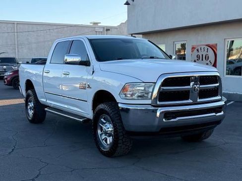 Used 2018 RAM 2500 SLT image 2