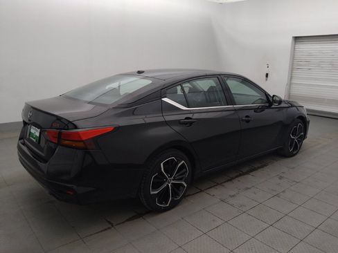 Used 2025 Nissan Altima 2.5 SR FWD image 10