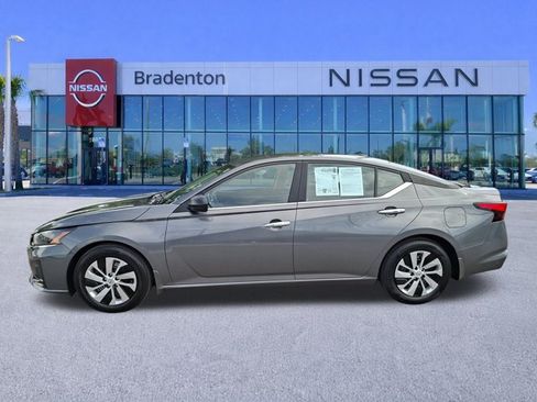Certified 2025 Nissan Altima 2.5 S FWD image 8