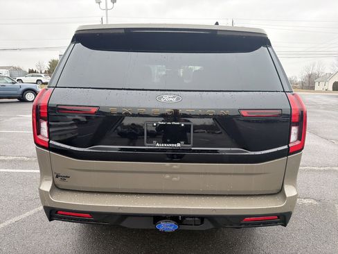 New 2026 Ford Expedition Tremor image 1