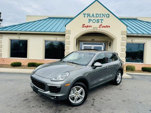 Used 2016 Porsche Cayenne image 27