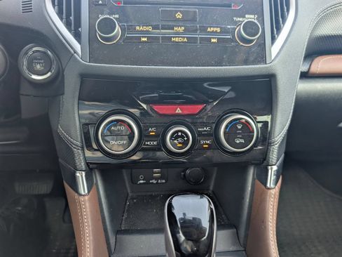 Certified 2023 Subaru Forester Touring AWD/4WD image 31
