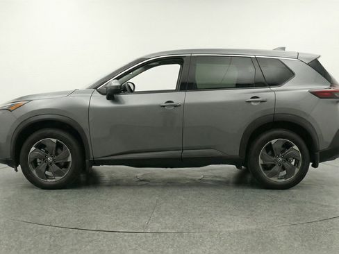 Used 2025 Nissan Rogue SV AWD/4WD image 5