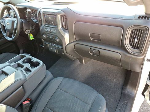 Certified 2020 Chevrolet Silverado 1500 Custom w/ Custom Value Package image 32