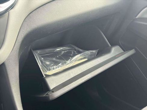 Used 2024 Chevrolet Equinox LS image 28