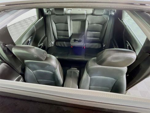 Used 2018 Chevrolet Malibu LT w/ Leather Package image 12