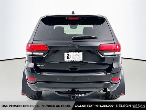 Used 2022 Jeep Grand Cherokee Laredo X image 6