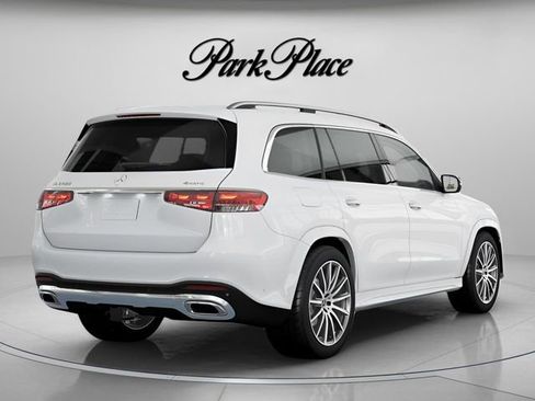 New 2026 Mercedes-Benz GLS 450 4MATIC image 18