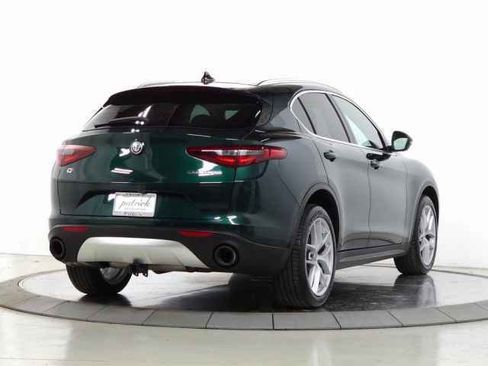 Used 2019 Alfa Romeo Stelvio AWD image 8