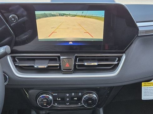 New 2026 Chevrolet TrailBlazer LT w/ Convenience Package FWD image 13