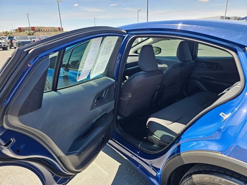 Used 2024 Toyota Prius LE AWD/4WD image 15