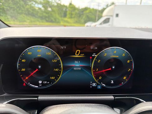 Used 2023 Mercedes-Benz GLA 250 4MATIC image 17