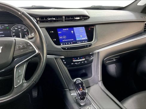 Used 2024 Cadillac XT5 Premium Luxury AWD/4WD image 9