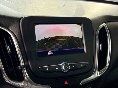 Used 2020 Chevrolet Equinox LT AWD/4WD image 16