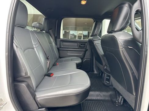 Used 2021 RAM 2500 Tradesman w/ Chrome Appearance Group AWD/4WD image 36