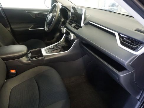 Used 2025 Toyota RAV4 LE AWD/4WD image 20