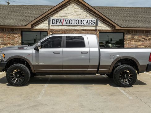 Used 2023 RAM 2500 Limited AWD/4WD image 17