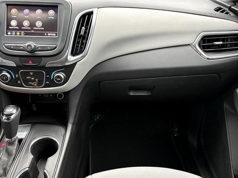 Used 2020 Chevrolet Equinox LS w/ LS Convenience Package image 14