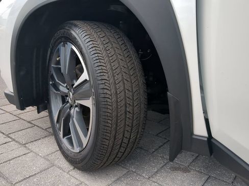 Used 2022 Lexus UX 200 w/ Accessory Package (Z2) FWD image 34