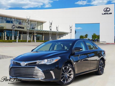 Used 2016 Toyota Avalon XLE Premium image 1