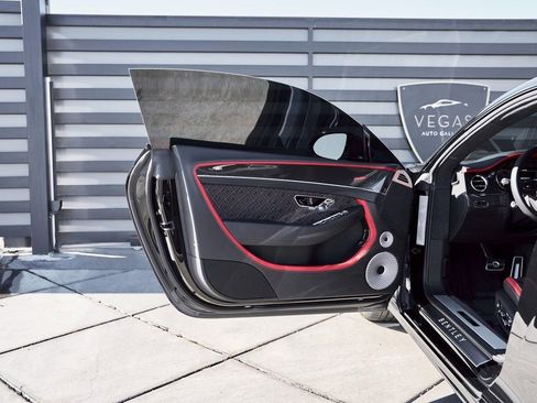 Used 2022 Bentley Continental GT Speed image 23