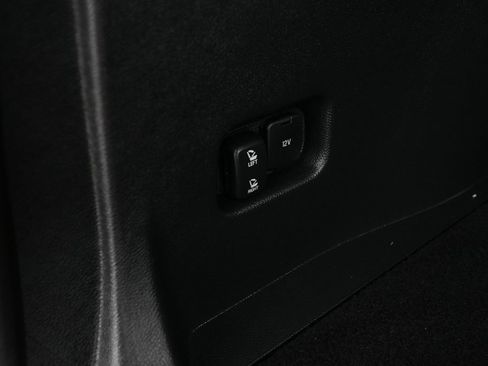 Certified 2024 Ford Edge SEL w/ Convenience Package image 17