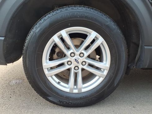 Certified 2023 Ford Explorer XLT AWD/4WD image 23