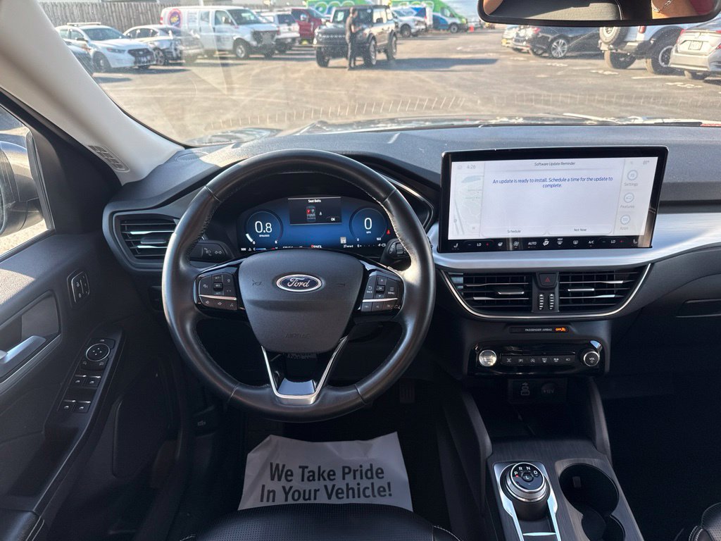 Certified 2024 Ford Escape Platinum AWD/4WD image 22