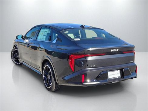 New 2025 Kia K4 GT-Line image 8