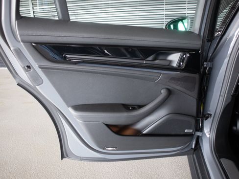 New 2026 Porsche Panamera RWD image 23