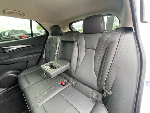 Used 2023 Buick Envision Essence AWD/4WD image 25
