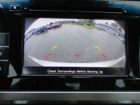 Used 2019 Subaru Outback 2.5i AWD/4WD image 9