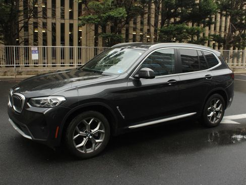 Used 2023 BMW X3 xDrive30i AWD/4WD image 12