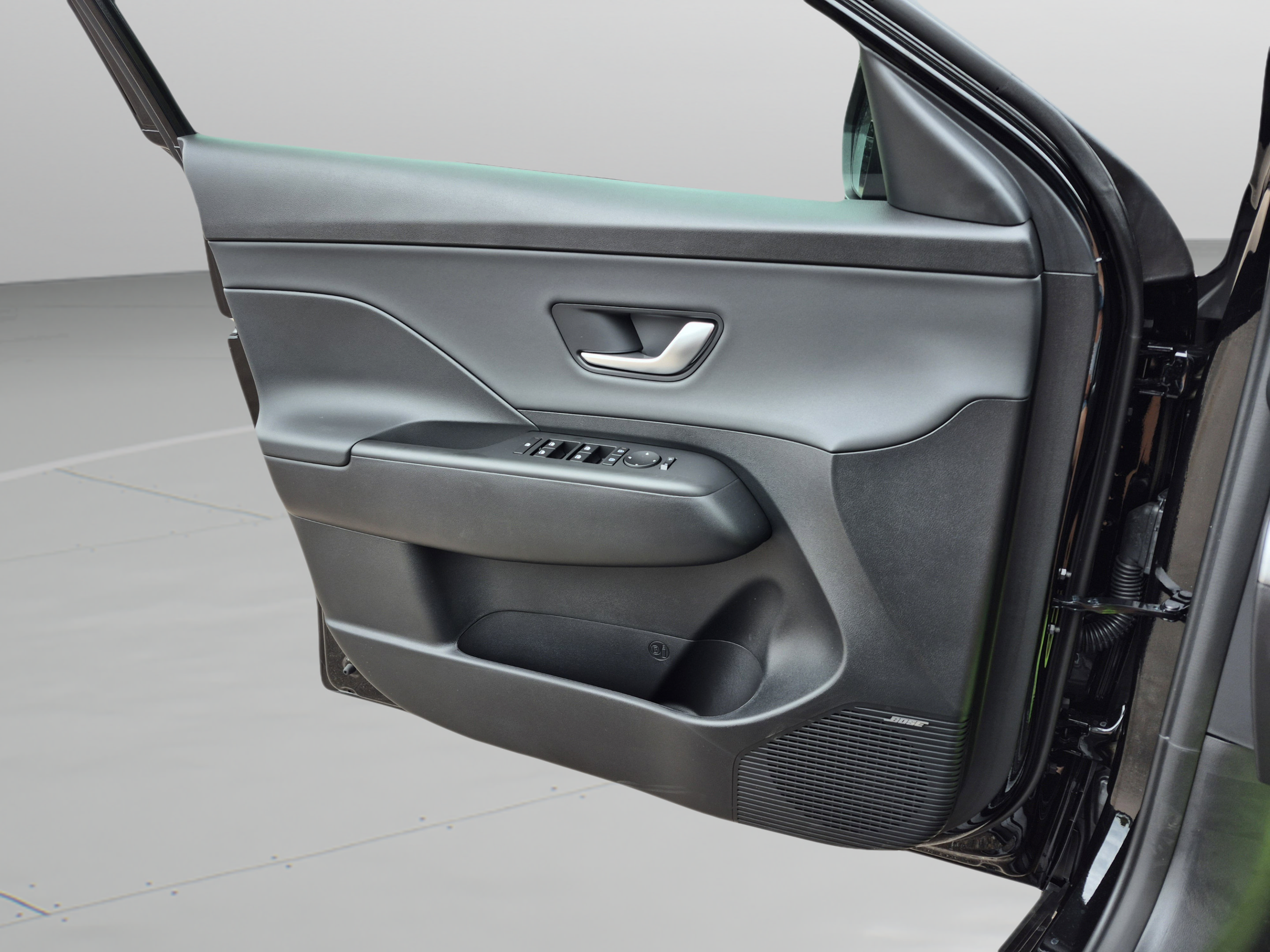 New 2026 Hyundai Kona Limited FWD image 23