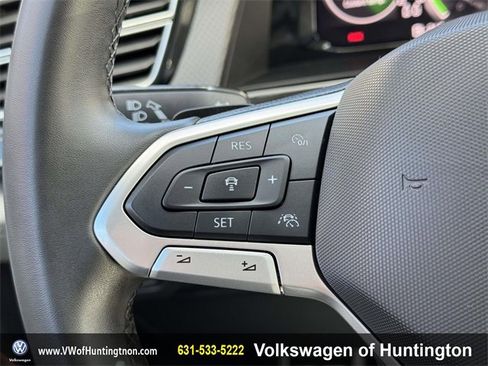 Certified 2025 Volkswagen Atlas Peak Edition SE image 22