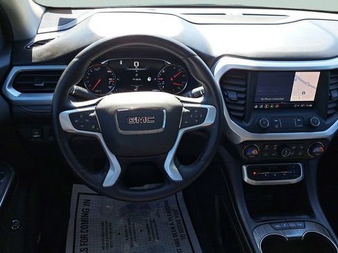 Used 2022 GMC Acadia SLT w/ Technology Package image 15