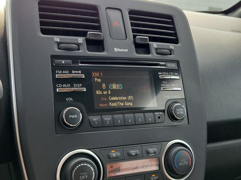 Used 2013 Nissan Leaf S image 26