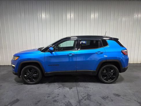 Used 2020 Jeep Compass Latitude AWD/4WD image 4